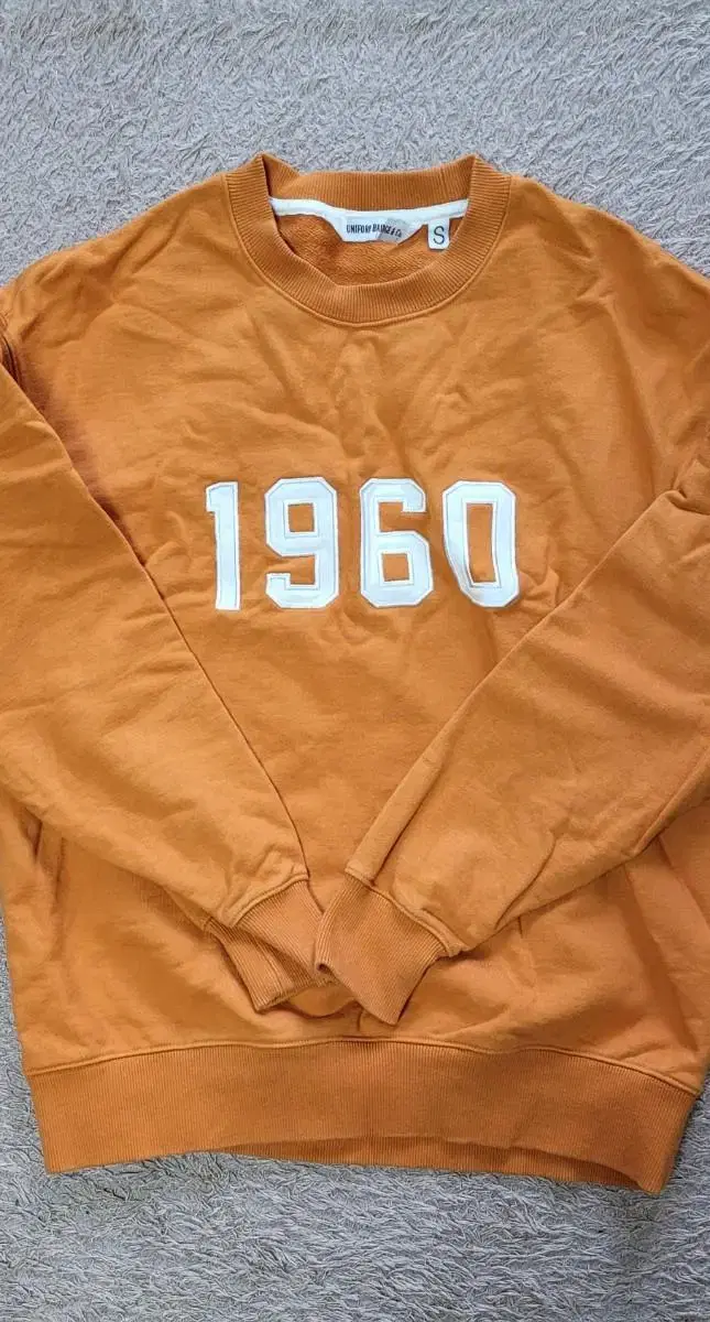 유니폼브릿지 1960 sweatshirts yello orange